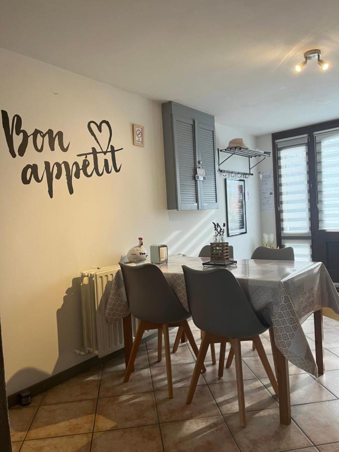 Chez Seb & Lulu, Studio D'Hotes نوفشاتو المظهر الخارجي الصورة